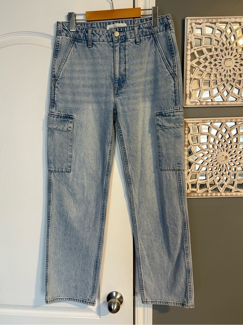 Denim Forum The '90s Edie Lo-rise Cargo Jeans - Picture 5 of 11